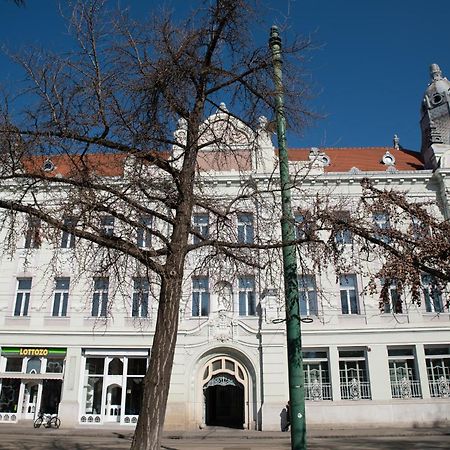 Aparthotel Szechenyi Center Szeged Esterno foto